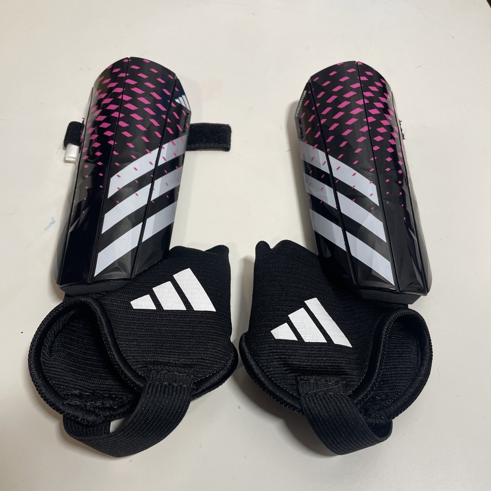 EUC!! Adidas Predator Shin Guards | Black & Pink‎ | Youth Small 3'3"-3'10"